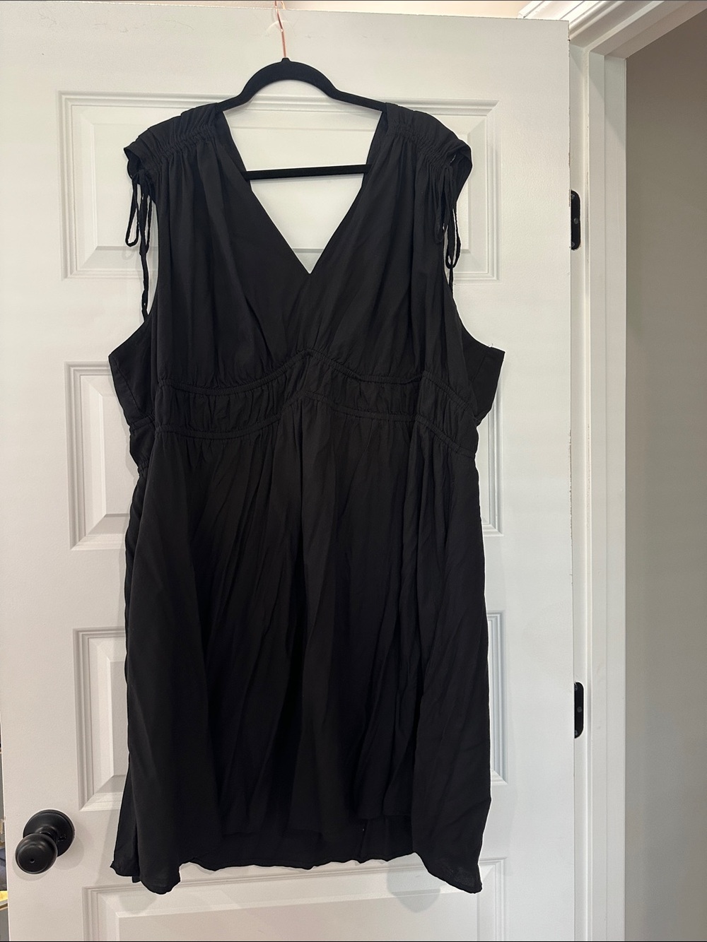 Time and Tru Black Sleeveless V-Neck Mini Dress